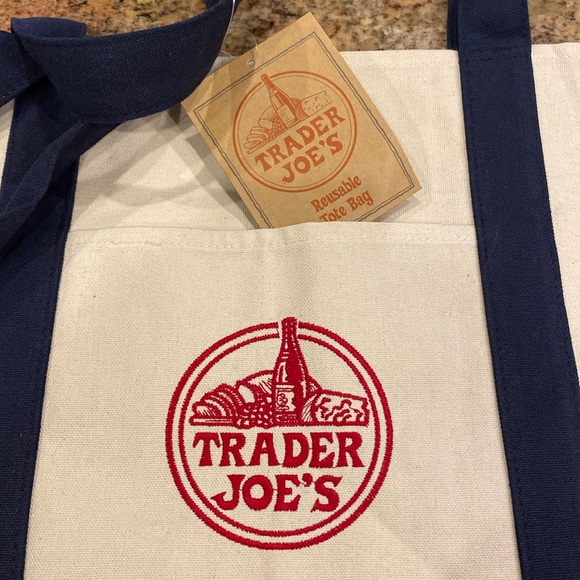 Trader Joe's ‘Canvas Tote Bag’, Cream+Navy w/ Red Logo, Outside Pockets, NWTags - Picture 5 of 9